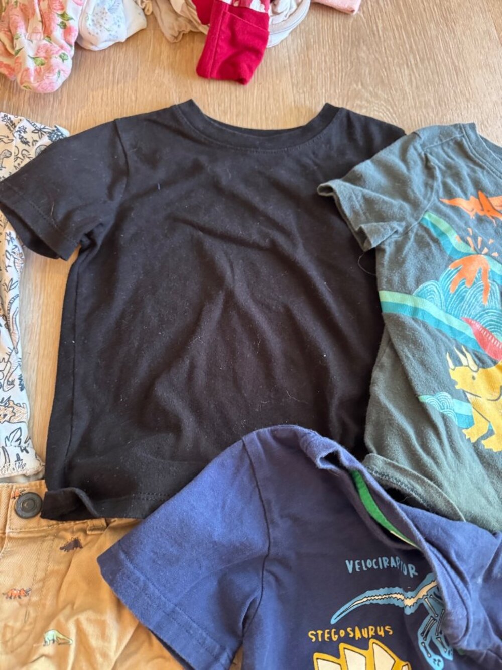 Toddler Boys Dinosaur Clothing Bundle Size 3T/4T/5T Old Navy Janie & Jack HIC Sh - Picture 4 of 11